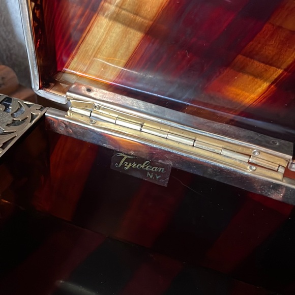 1950s Tyrolean Tortoise Striped Lucite Decorative Metal Encased Box Style Purse - Picture 12 of 13